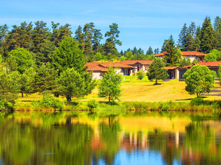 village vacances puy de dome azureva fournols auvergne livradois forez