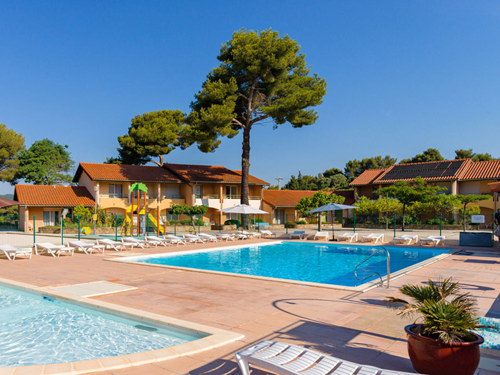 vacances piscine village vacances la londe les maures